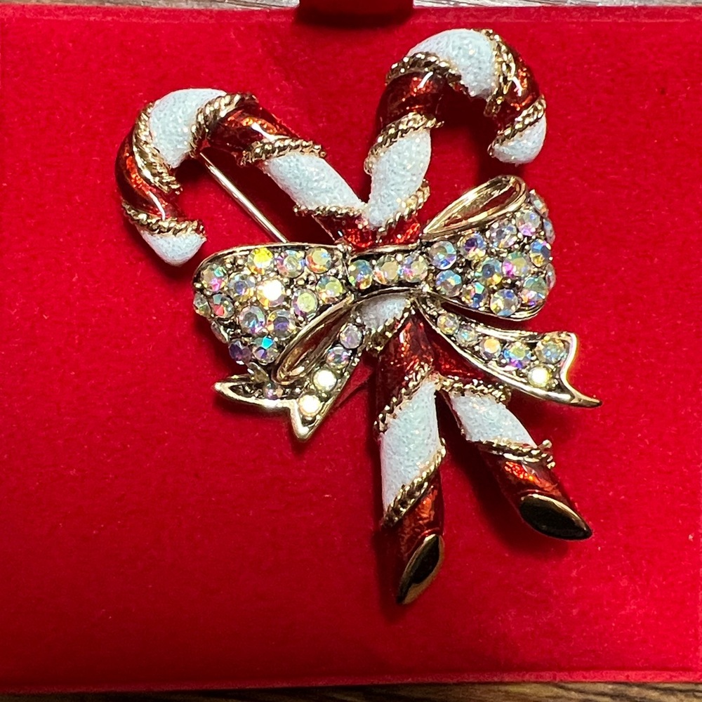 4 Festive Candy Cane Brooch Set - NWT